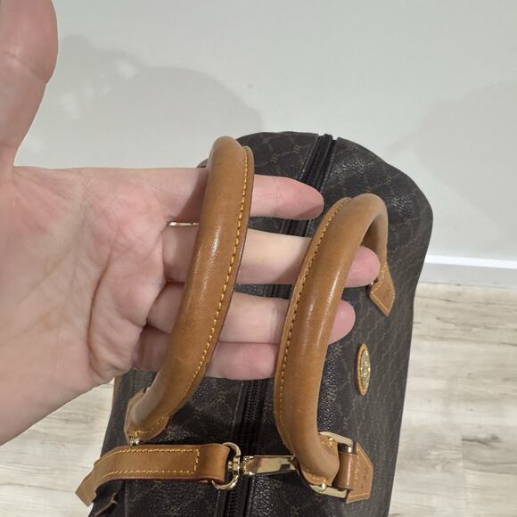 Rioni Aristo Brown Large Boston Bag Brown Logo Double handles and Crossbody Ital - Picture 8 of 9